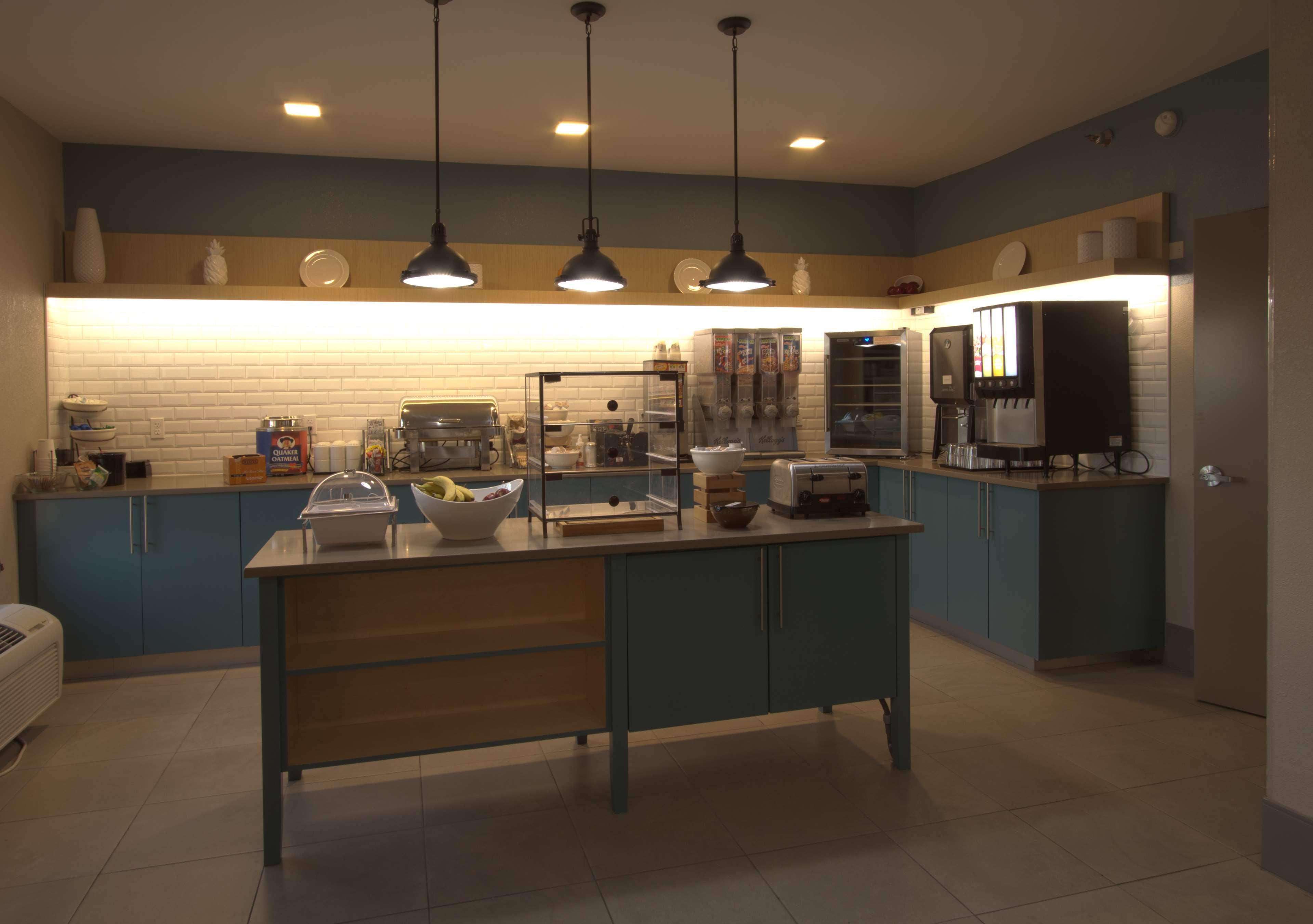 Country Inn & Suites By Radisson, Moline Airport, Il Luaran gambar