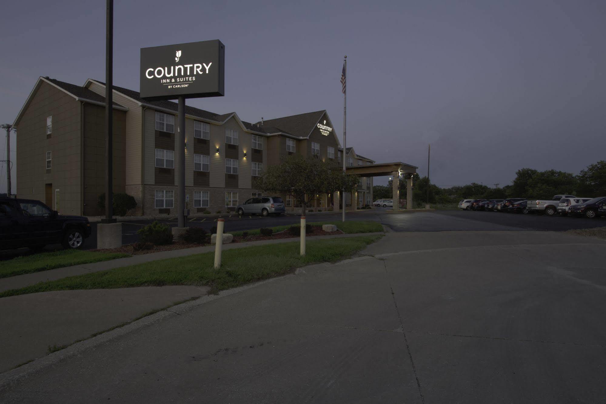 Country Inn & Suites By Radisson, Moline Airport, Il Luaran gambar
